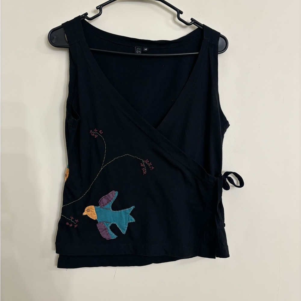 Zig Zag Asian Collection Women M Embroidered Wrap Tank Top